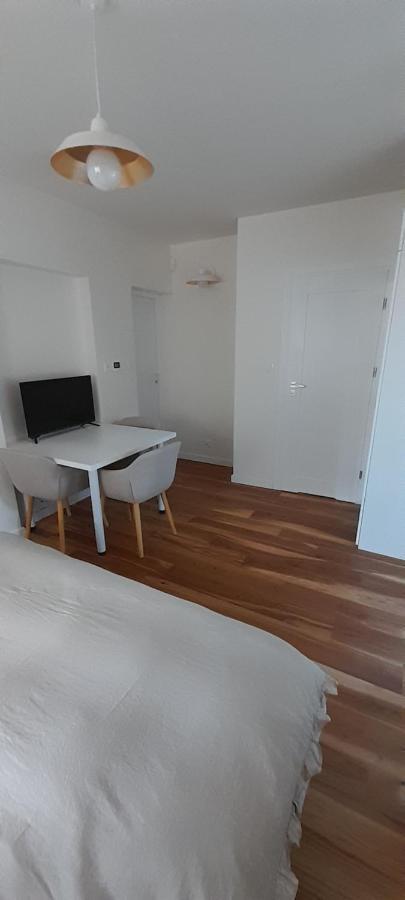 Apartamenty Emzetka โปเบียโรโว ภายนอก รูปภาพ